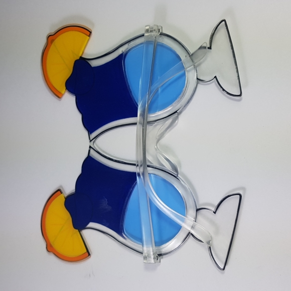 3/25$ Beach Party Glasses - Picture 2 of 2